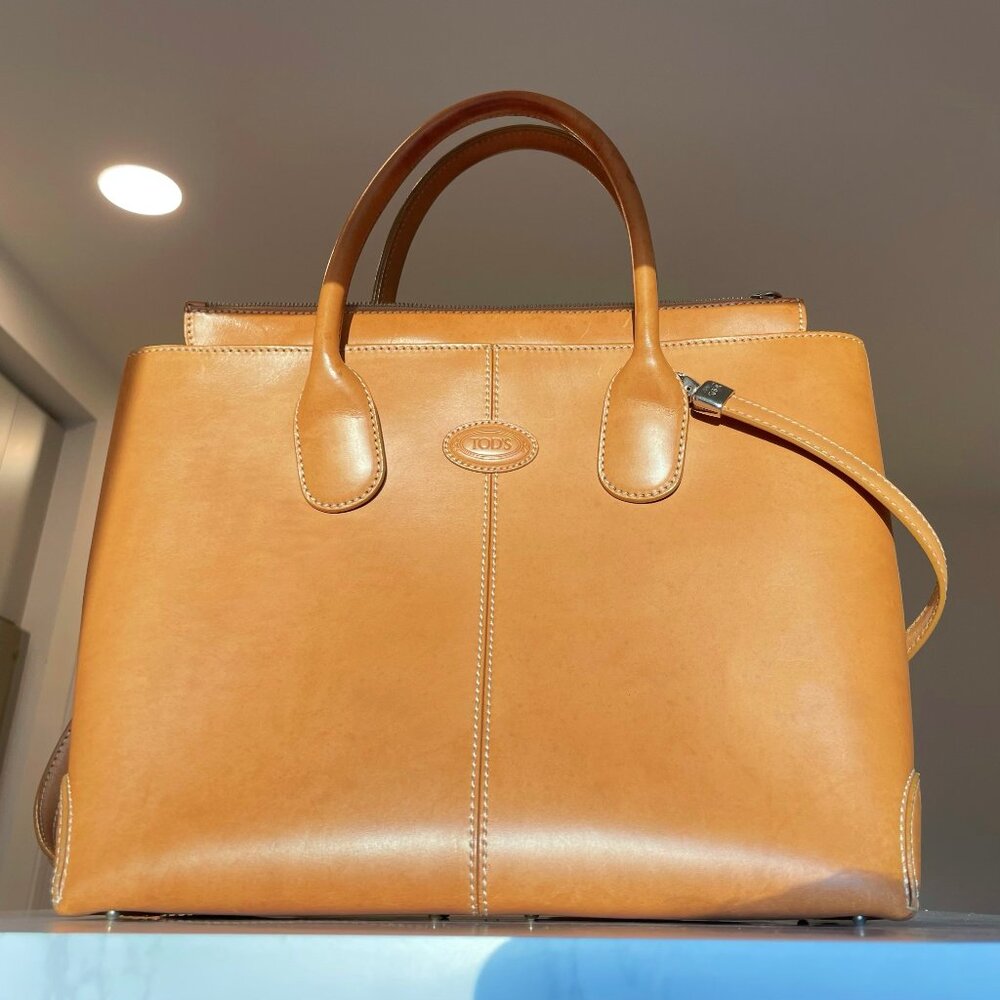 TOD'S Diana Di Crossbody Tote Bag Medium Size Light Brown Calfskin Leather